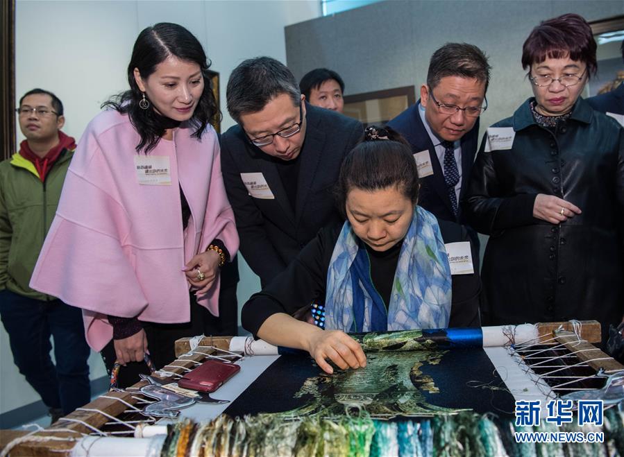 （社会）（1）中国丝绸之路艺术精品粤港澳巡展（澳门站）开幕
